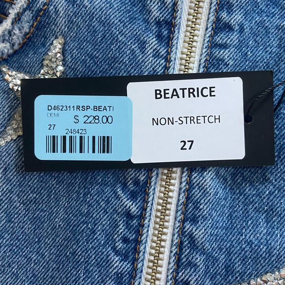 Carmar Denim: BEATRICE STAR PATCH ZIP FRONT SKIRT⭐️💙 - Picture 3 of 3